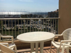 Appartement Hyères, 2 pièces, 4 personnes - FR-1-335-150
